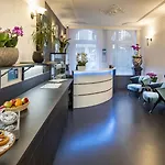 ジュピター ホテル