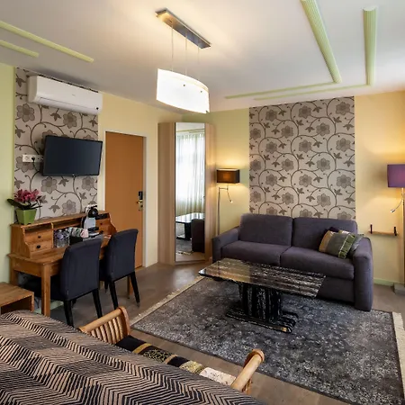 Hotel Jupiter 3*